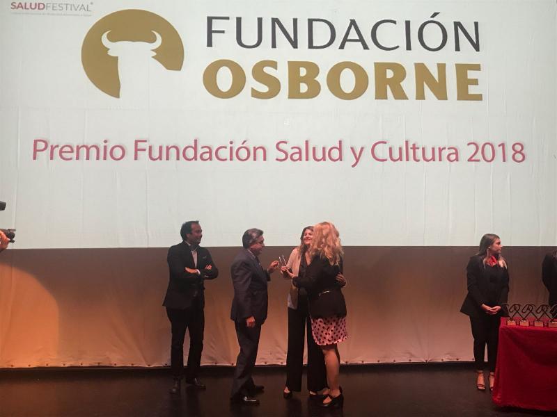 Recibiendo el premio "Salud y Cultura 2018" del SaludFestival